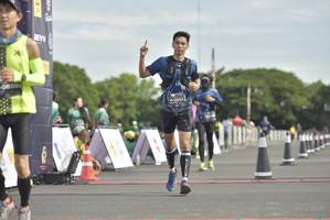 BIB: 0859, 0001
                            <button type="button" onclick="openModal(4943854)" class="btn btn-primary btn-sm float-right btn-popup" data-toggle="modal" data-target=".modal-high-quality">
                        <i class="fas fa-shopping-cart"></i> Add to Cart
                    </button>
                                            <button type="button" onclick="isThisMe(4943854, true)" class="btn btn-success btn-sm float-right btn-popup btn-isme hidden" data-toggle="tooltip" data-placement="bottom" title="นี่คือรูปของคุณใช่ไหม คลิกที่นี่เพื่อเอาเข้าอัลบั้ม">
                        <i class="fas fa-plus"></i> Add to album
                    </button>
                    <button type="button" onclick="isThisMe(4943854, false)" class="btn btn-warning btn-sm float-right btn-popup btn-isnotme hidden">
                        <i class="fas fa-ban"></i> Remove from album
                    </button>